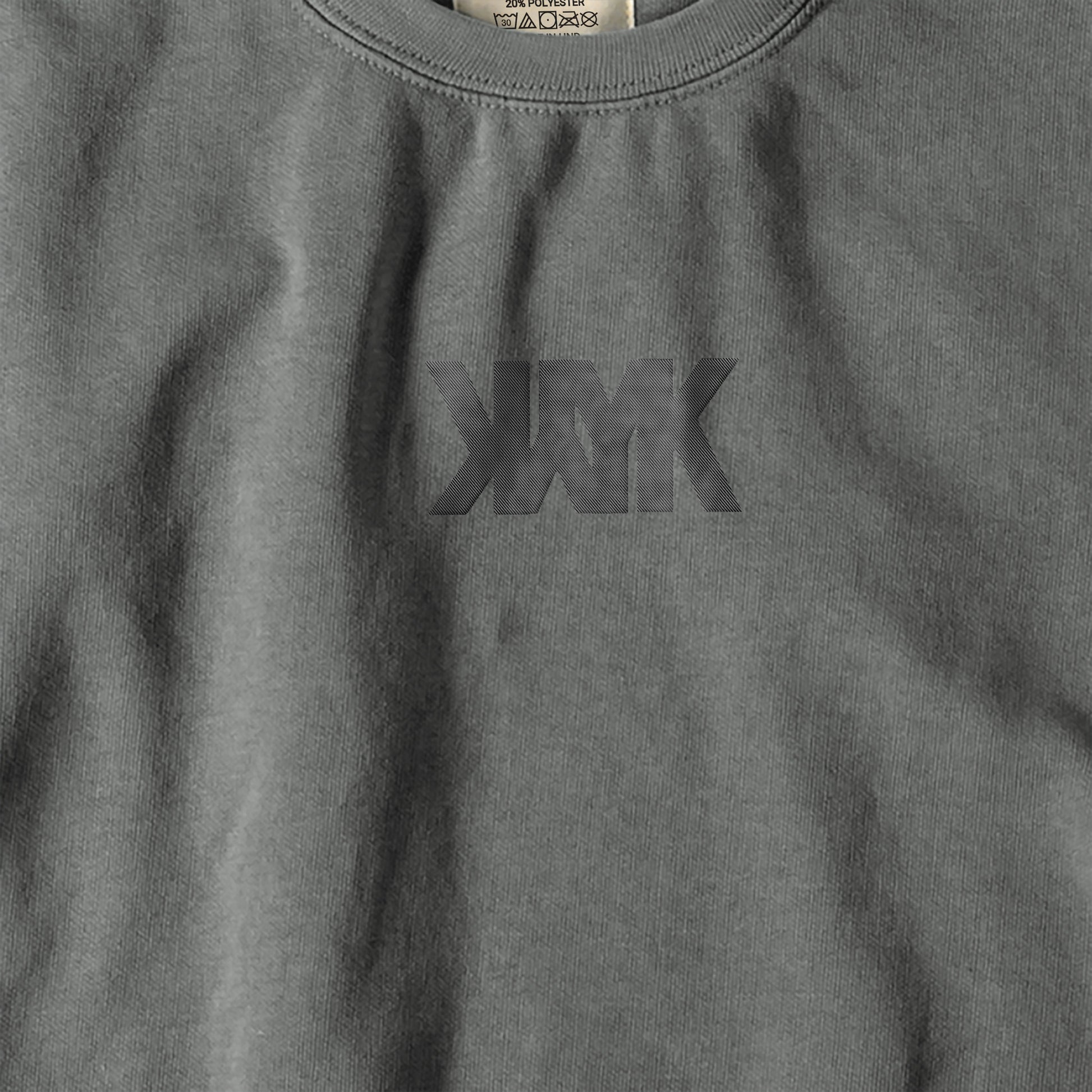 YKyk-S black image